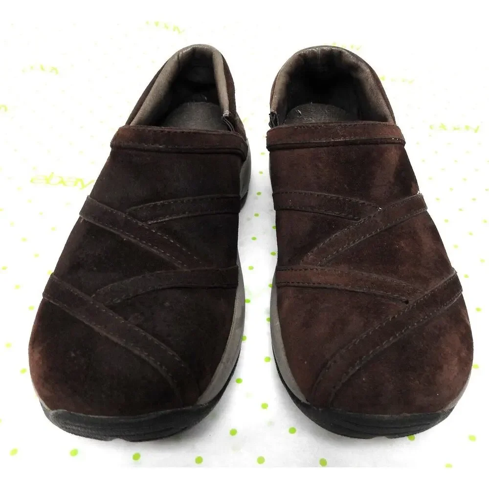 Merrell womens size 7 Primo patch chestnut brown suede loafers